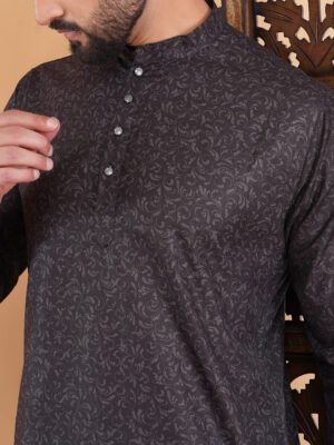 Men Arabseque Floral Printed Cotton Kurta | Adhirajan